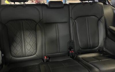 Il reçoit une Jeep équipée de deux sièges différents